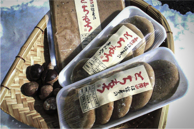 Tochimochi (horse-chestnut mochi)