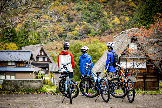 Nanto Bike Tour “Embark on an E-bike ride around the World Heritage sites GOKAYAMA”