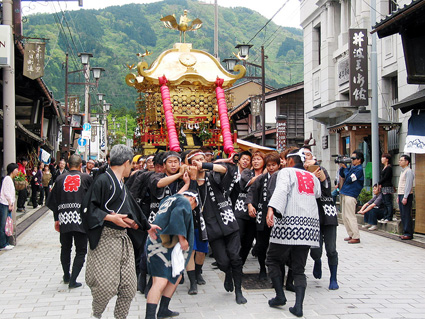 Inami Yoiyasa Festival