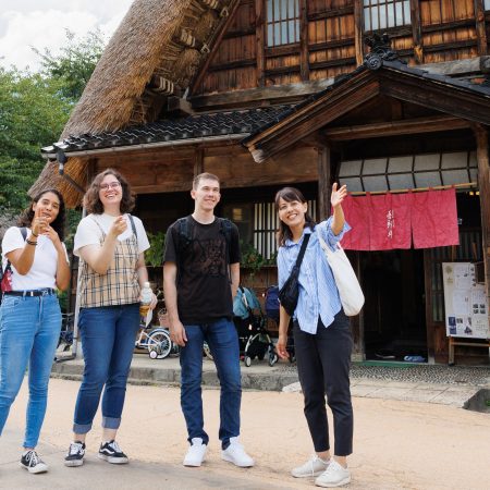 Life in a Gassho-style Village: One-on-one Tour of Gokayama with a Local Guide