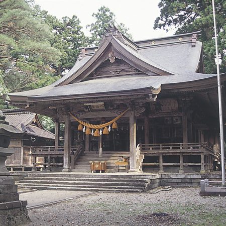 井波八幡宮