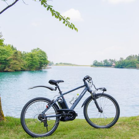 E-bikeで走る！ガイド付サイクリングツアー＜城端桜ヶ池ポタリング＞