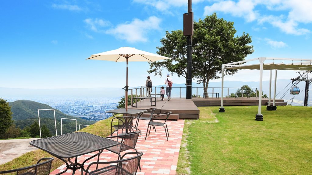 SPRING  GONDORA　～「山のテラス」で非日常の体験を～