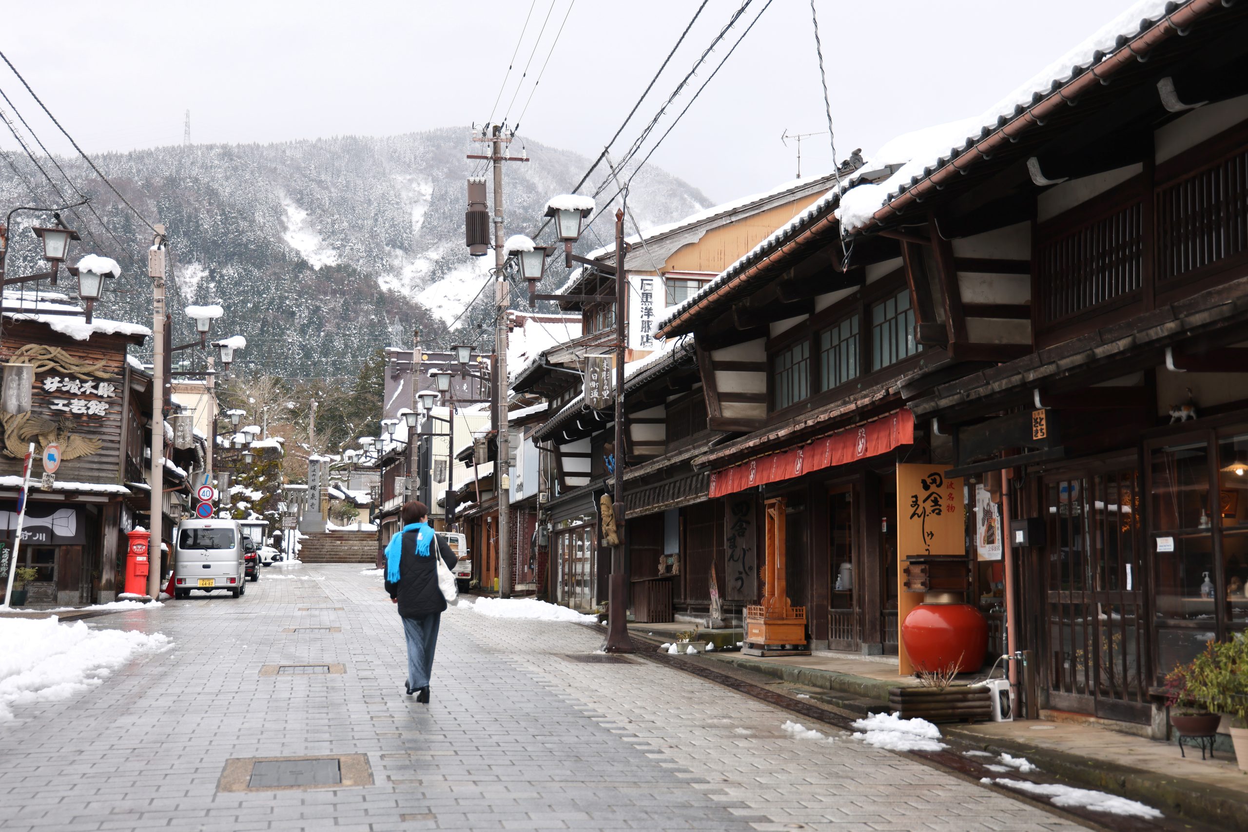 【高山発・金沢行き】 世界遺産×絶景ドライブ！冬の五箇山で味わう、癒しと伝統ののんびり旅