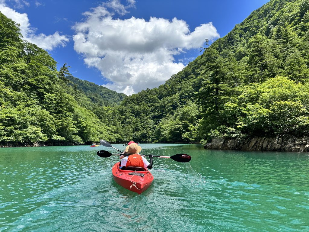 7月だけの特別開催！雄大な桂湖で、カヌーアドベンチャー